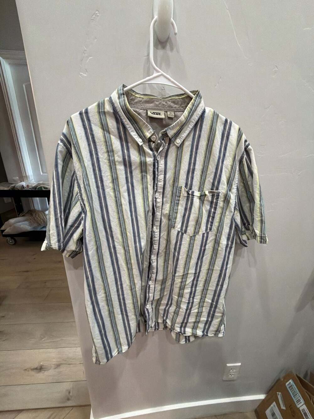 Vans Men's Striped Short Sleeve Button-Down Shirt with Chest Pocket